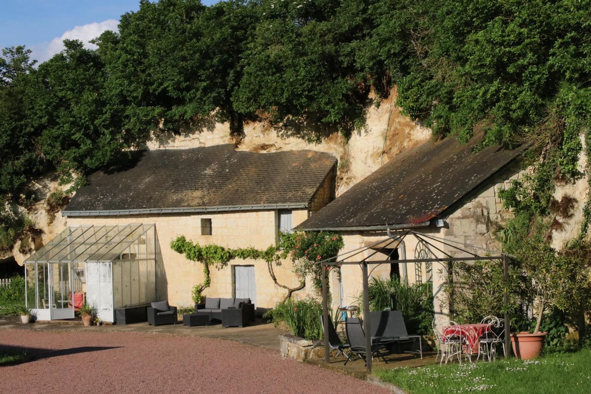 Chambres D'Hotes Du Noisillet Cinais Exteriér fotografie
