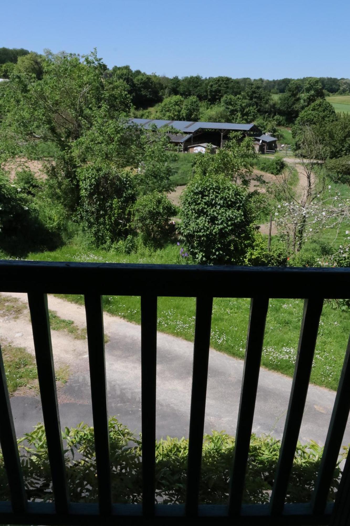 Chambres D'Hotes Du Noisillet Cinais Exteriér fotografie