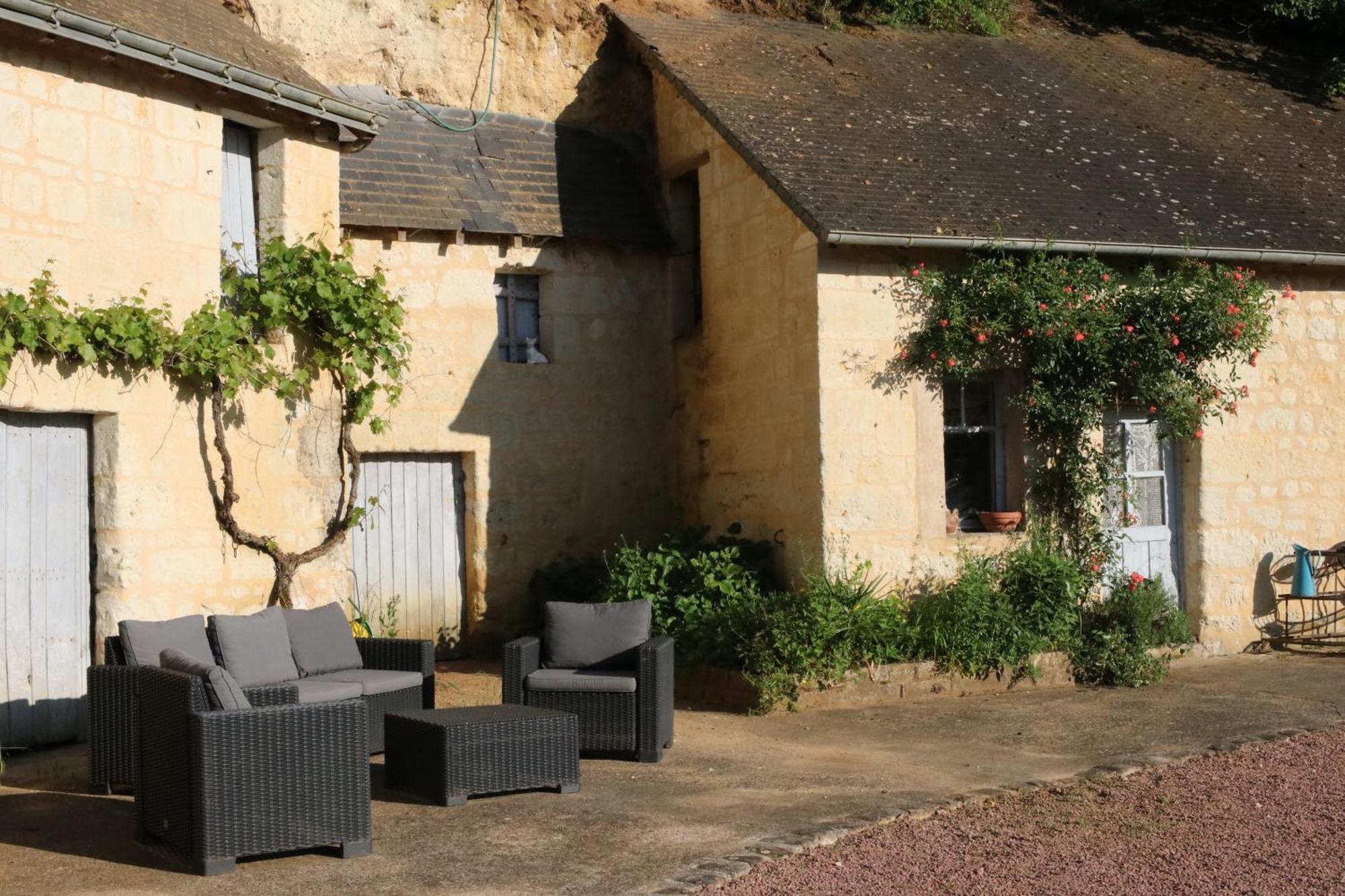 Chambres D'Hotes Du Noisillet Cinais Exteriér fotografie